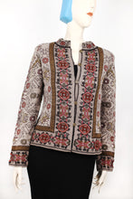 Lade das Bild in den Galerie-Viewer, BYZANTIA - Short Cardigan beige/rosé