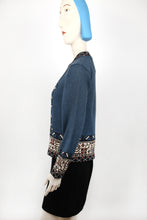 Lade das Bild in den Galerie-Viewer, PRAGA - Zip-Cardigan blau/bunt