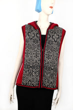 Lade das Bild in den Galerie-Viewer, ROBIN HOOD Kapuzen-Zip-Weste - rot/grau