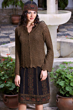 Lade das Bild in den Galerie-Viewer, LACE - V-Cardigan - oliv