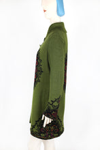 Lade das Bild in den Galerie-Viewer, BELLE ESPRIT - Kurzmantel grün/bunt