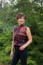 Lade das Bild in den Galerie-Viewer, CAMELOT - Weste