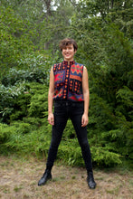 Lade das Bild in den Galerie-Viewer, CAMELOT - Weste